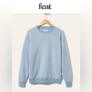 NWT Feat Women’s BlanketBlend Crewneck - light blue - small